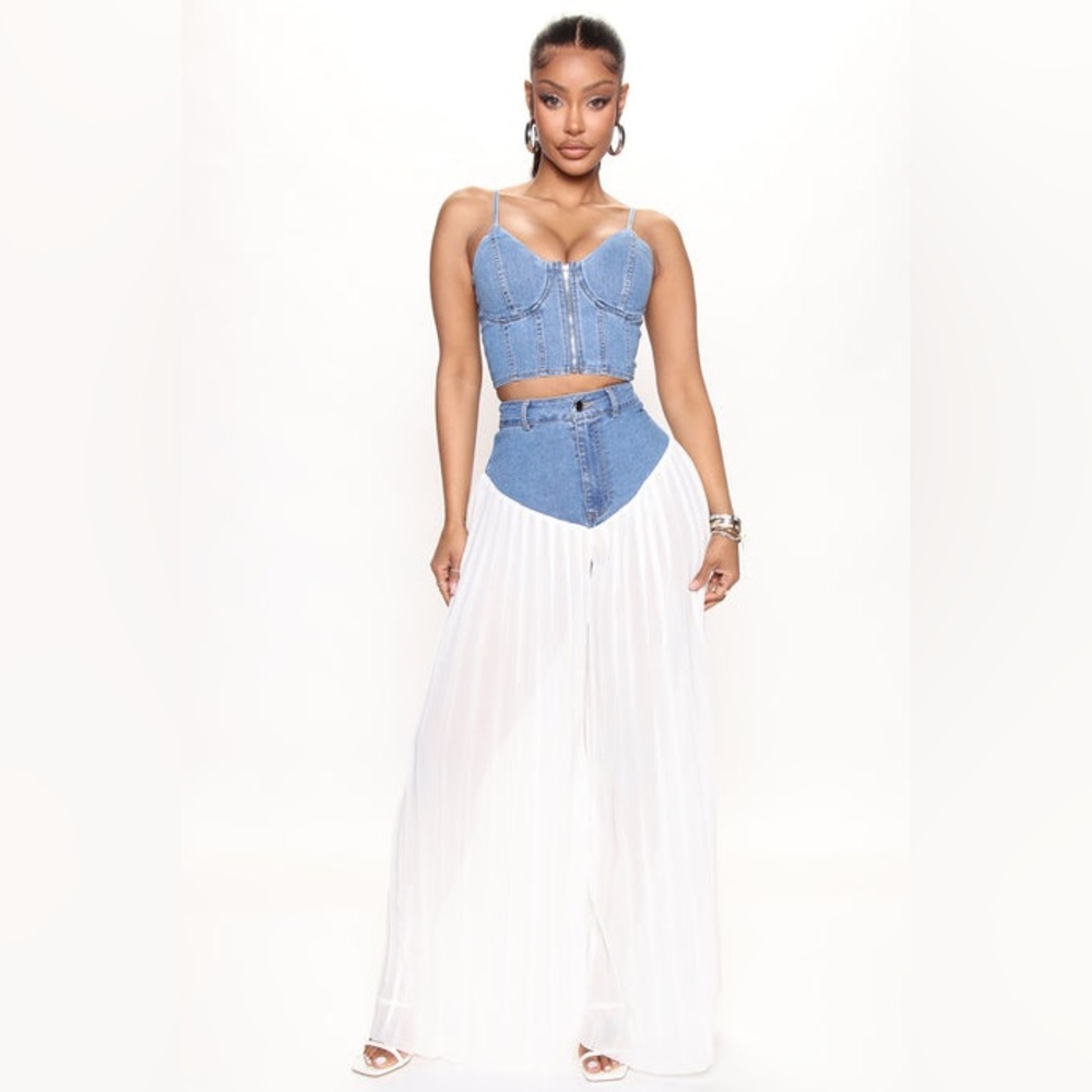 Denim Bustier and White pleated pants sef L mc5